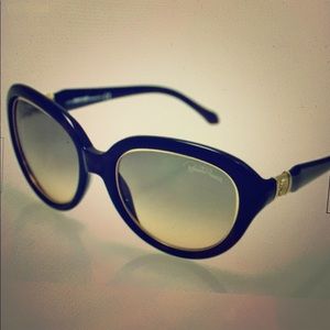 New Women’s Roberto Cavalli Sunglasses